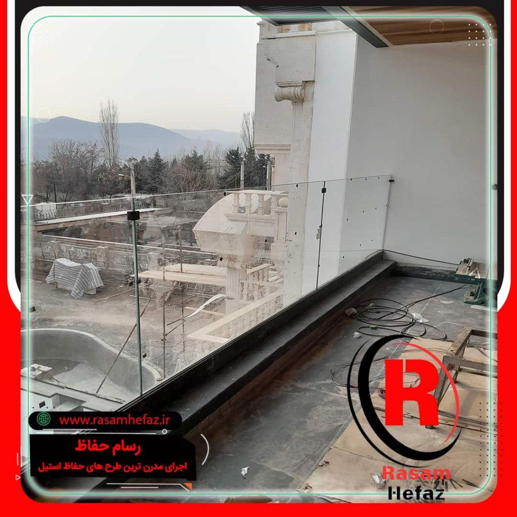 نرده شیشه ای بالکن