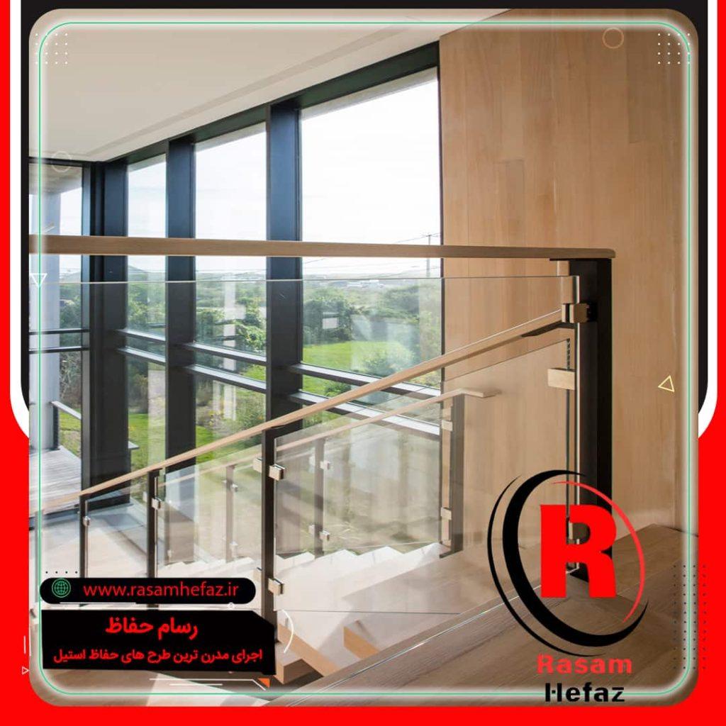 جان پناه شیشه ای پله