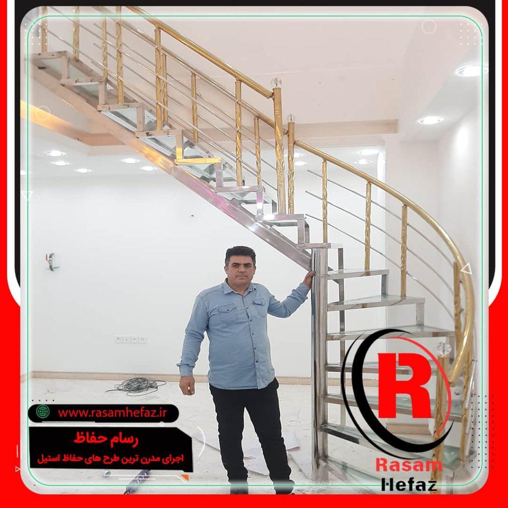 نصب پله استیل مغازه