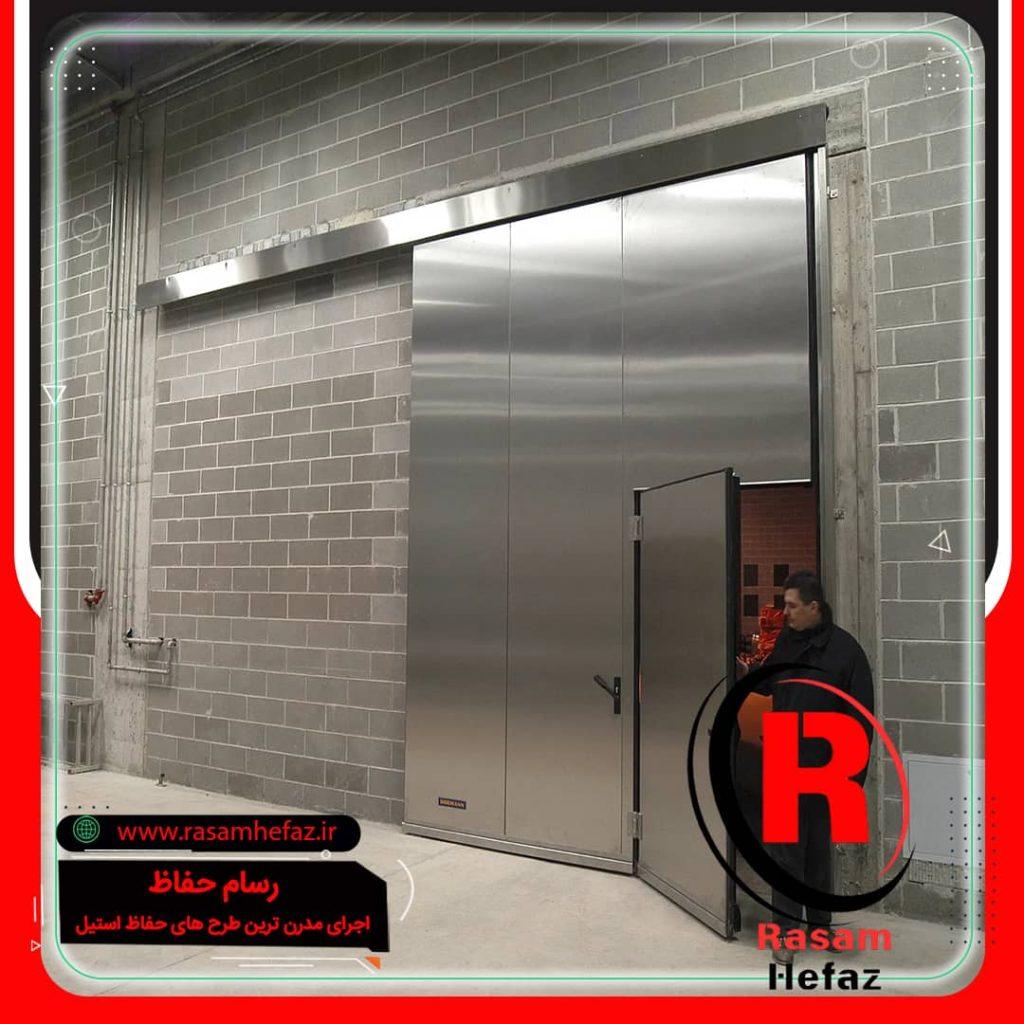 اجرای روکش استیل درب